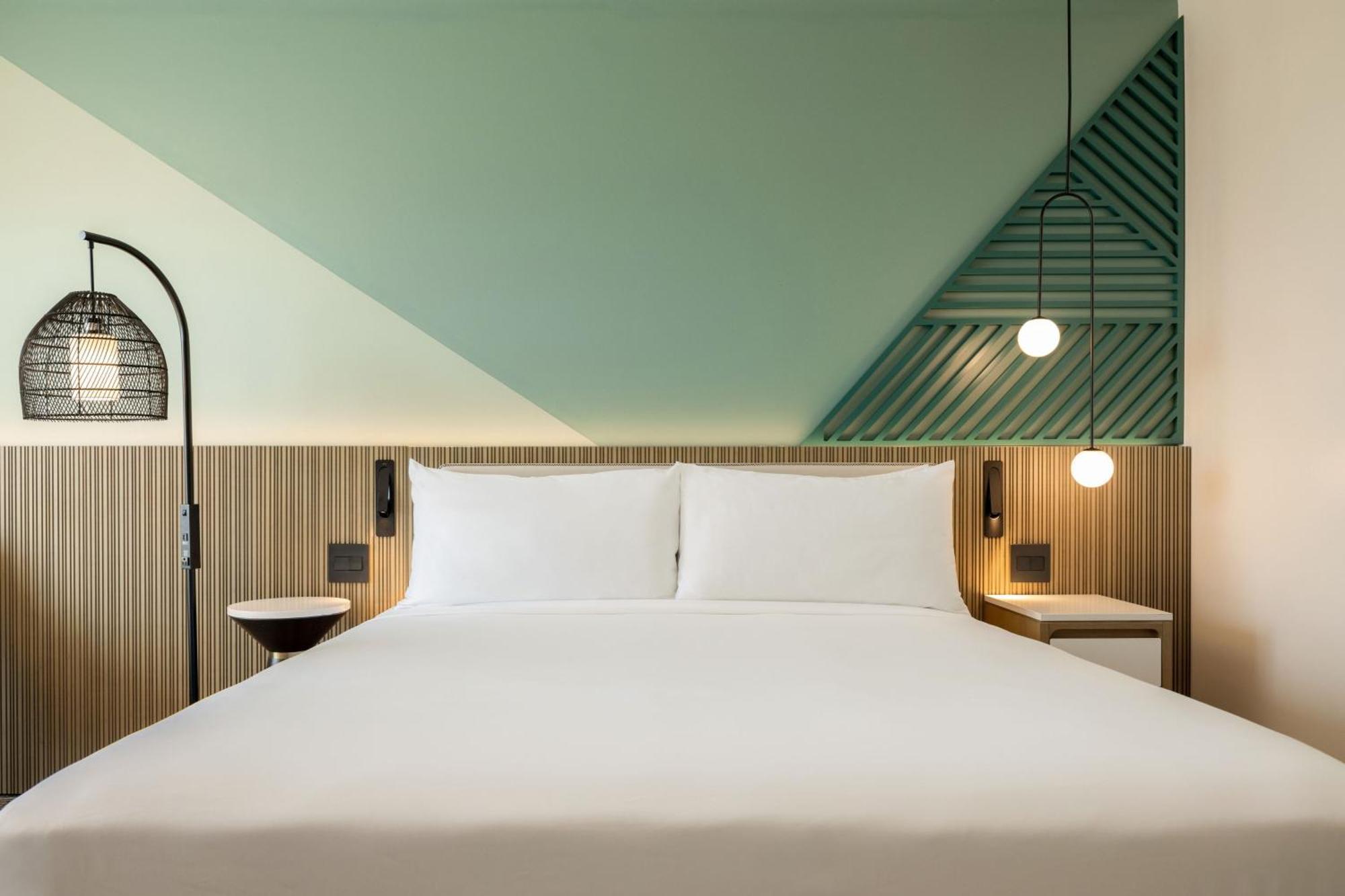 Hotel Courtyard By Marriott Curacao à Willemstad Extérieur photo